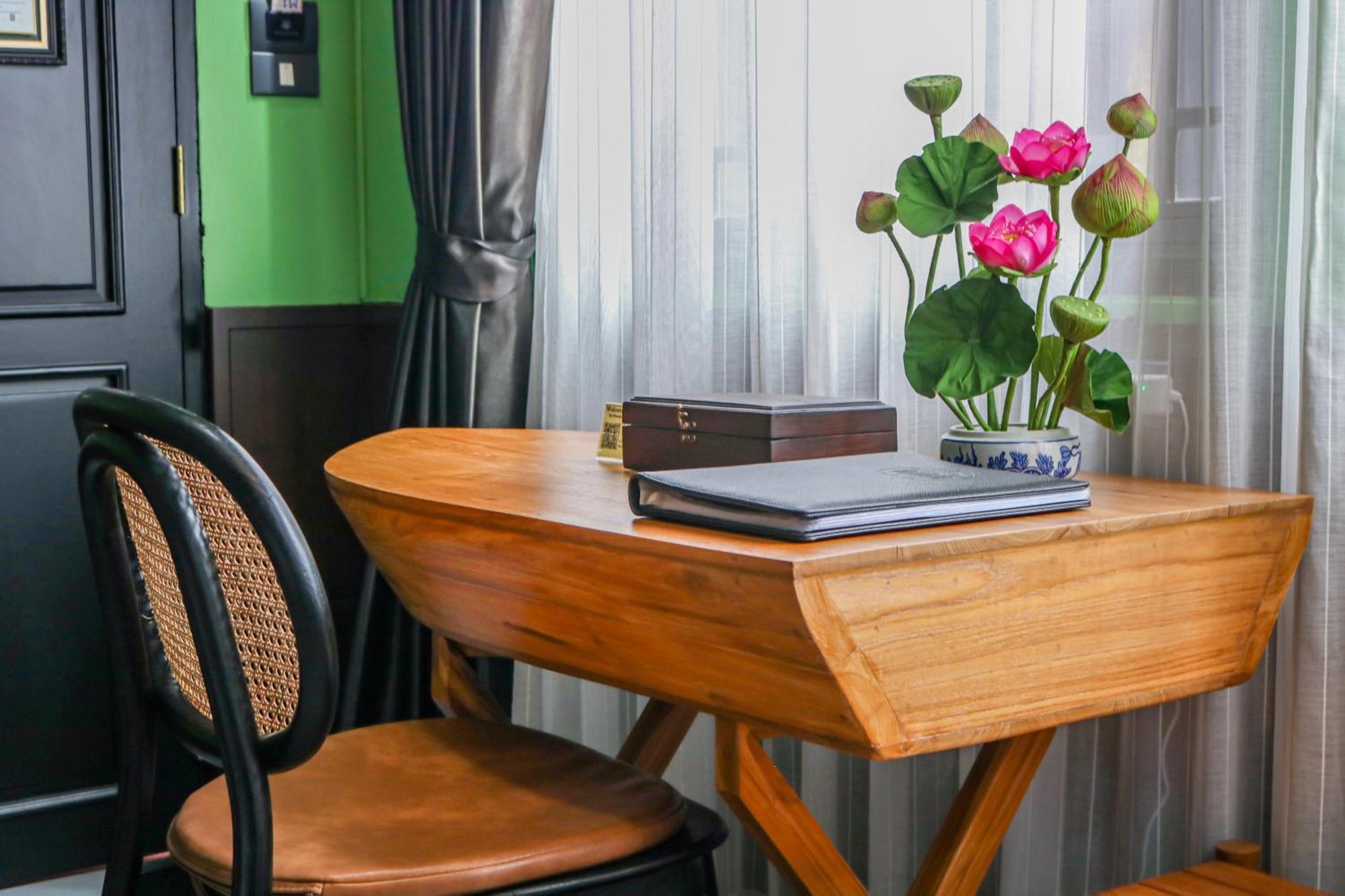 Khách sạn De Phanakron Boutique Bangkok